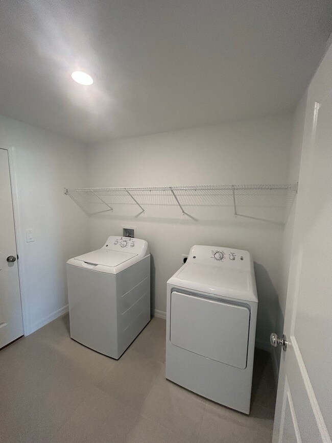 Building Photo - Charming rental home in Bartow!