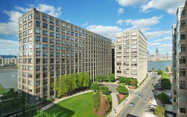 Building Photo - 1500 Hudson St