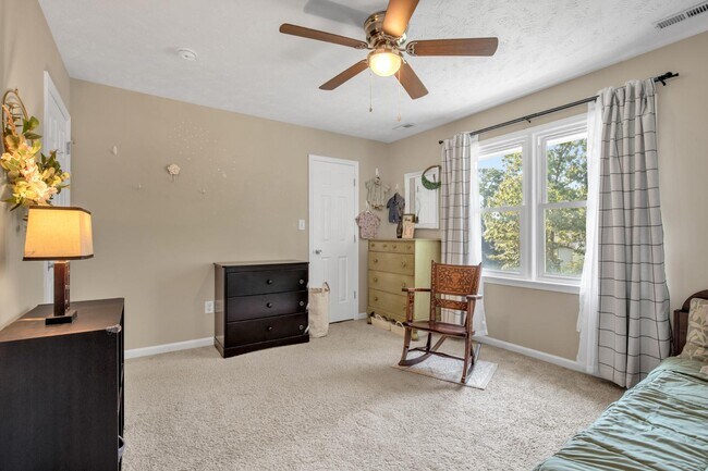 Building Photo - 608 Georgetown Cir
