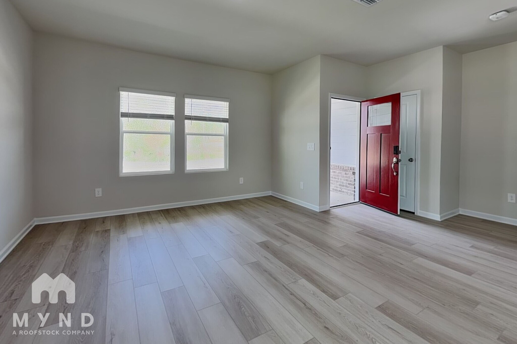 Building Photo - 3512 Rosebush Dr