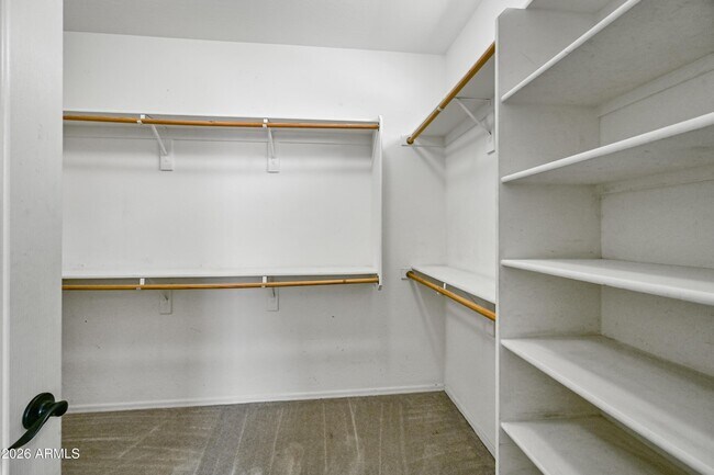 Building Photo - 23862 W Gibson Ln