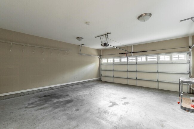 Building Photo - 4102 Regency Ct