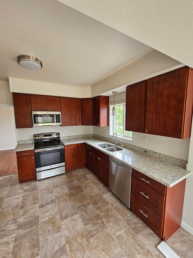 Building Photo - Serene 4 bedroom farmhouse in a quiet country neighborhood completely renovated
