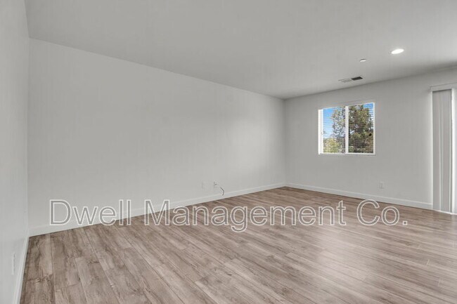 Building Photo - 11872 Almond Joy Ct