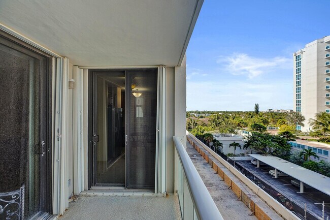 Building Photo - 1000 S Ocean Blvd