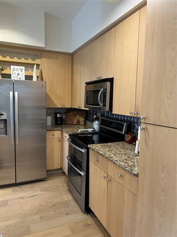 Building Photo - 3225 Turtle Creek Blvd