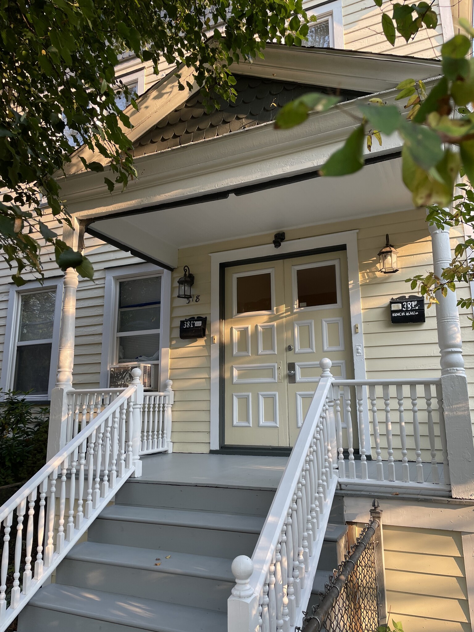 381 W. First St. Front Porch - 381 W 1st St