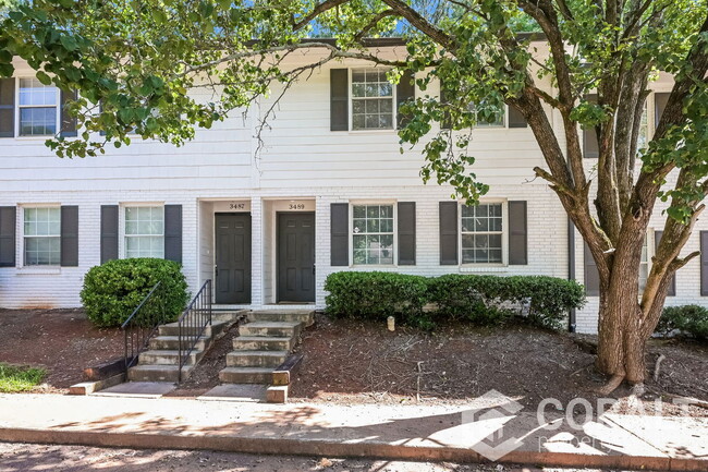 Primary Photo - 3489 Creekview Pl