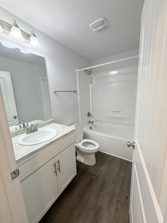 Building Photo - 214 Alonzo Toney Dr