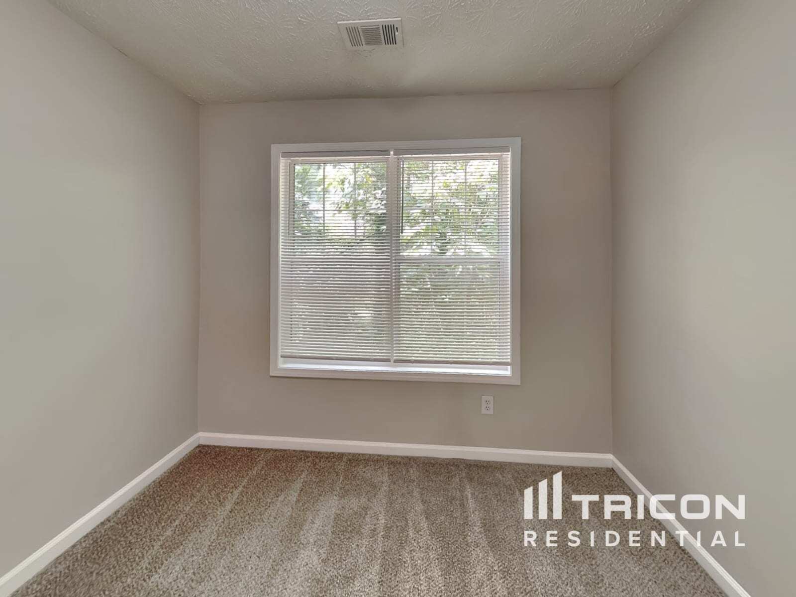 Building Photo - 1655 Timberline Trce