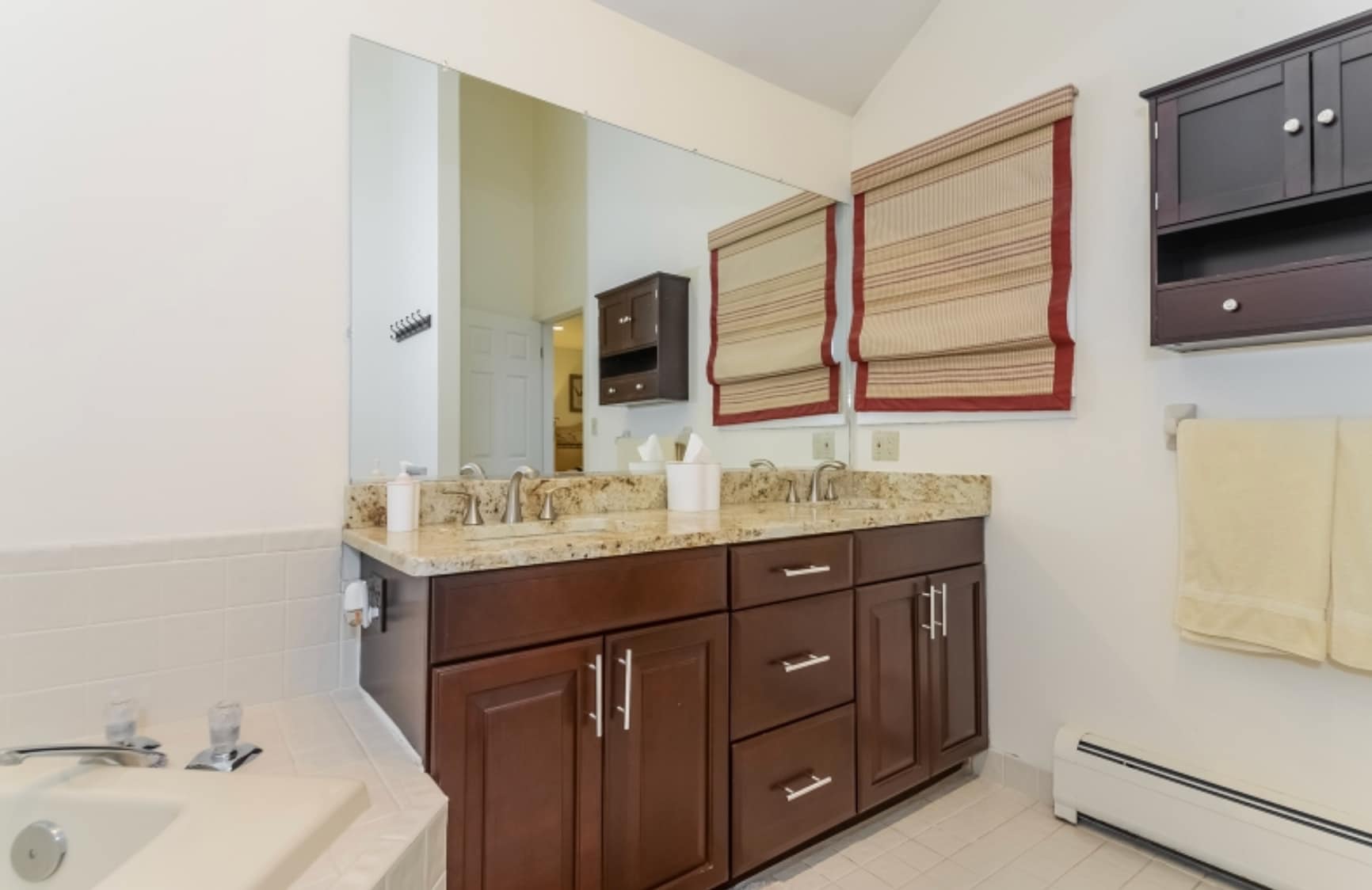 Building Photo - 94 Hagerman Ct