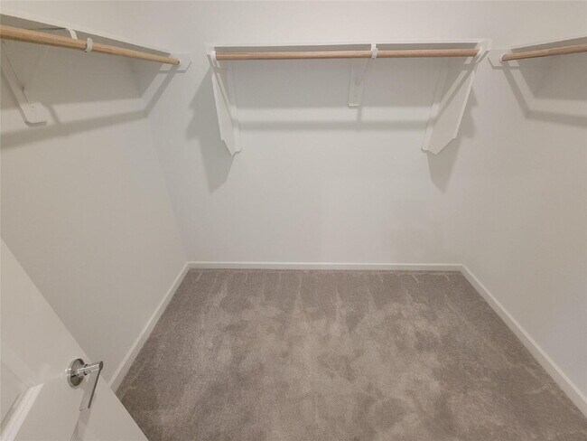 Building Photo - "Charming 4-Bed Retreat on Primrose Myrtle Ln, Cypress - Spacious Living with 2.5 Baths!"