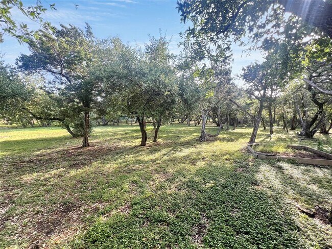 Building Photo - 8750 Scarlet Cir