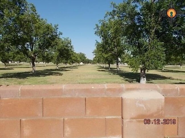 Building Photo - 1816 Hays Dr