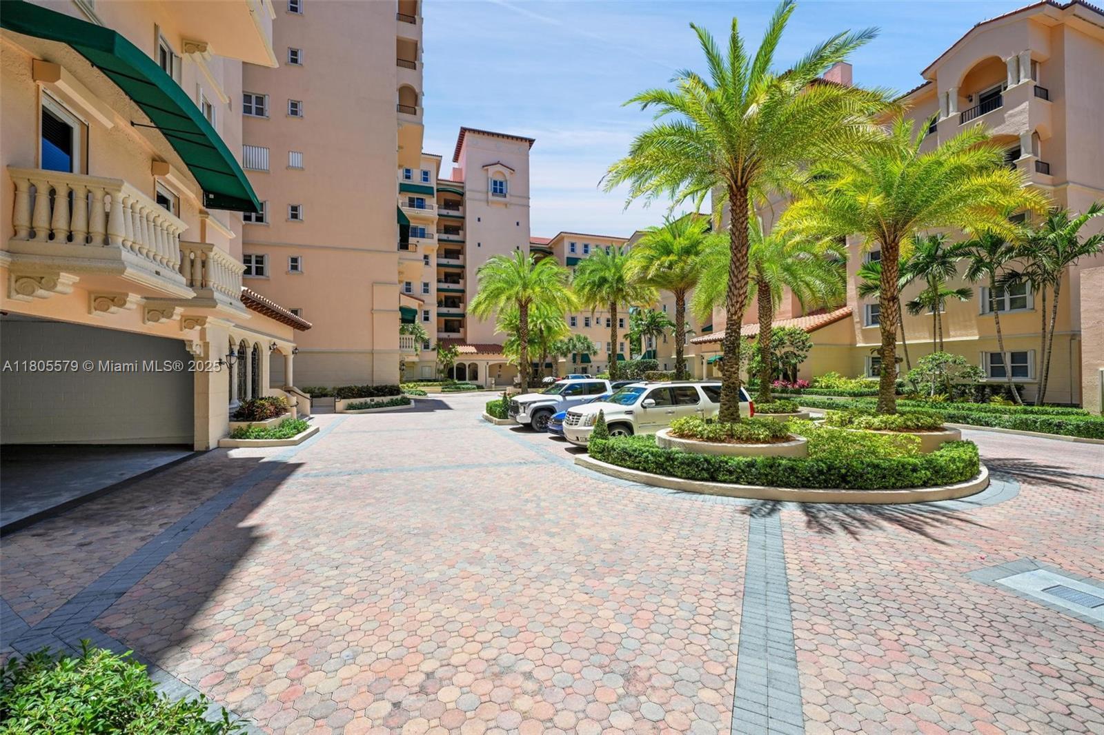 Building Photo - 13637 Deering Bay Dr