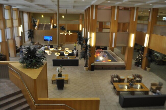 Building Photo - 87 Mansfield C