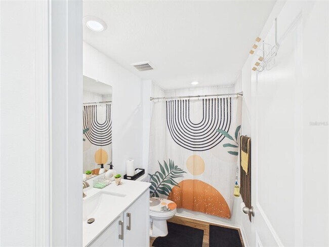 Building Photo - 5194 Sailor Rd