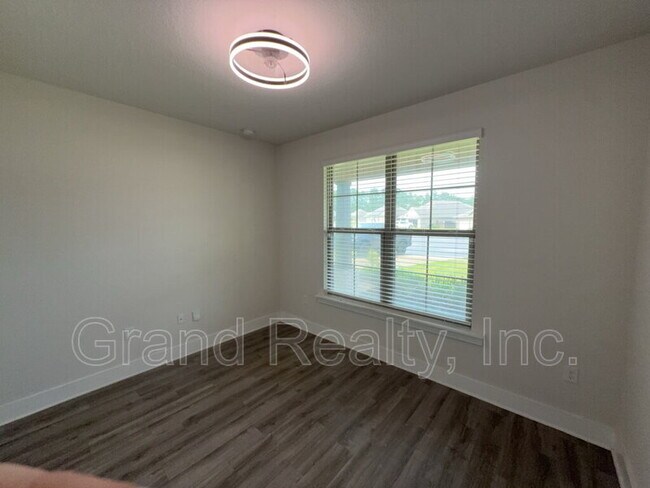 Building Photo - 10035 Tuscan Ct