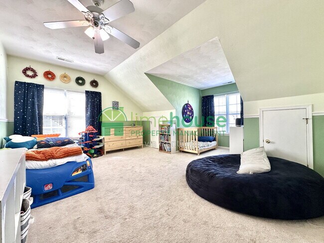 Building Photo - 4413 Valera Ct