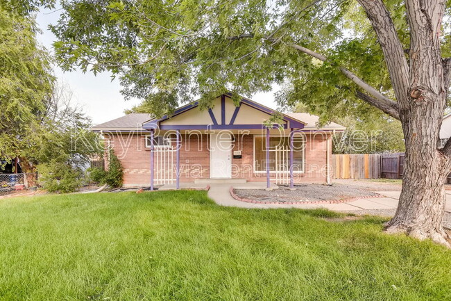 Primary Photo - 9160 Cypress Dr