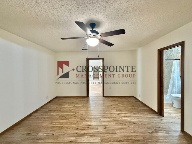 Building Photo - Waterfront 2 Bedroom, 2.5 Bathroom Home!