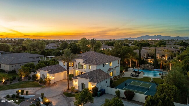 Building Photo - 3452 E Ivyglen Cir