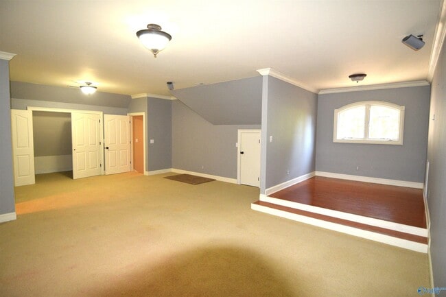 Building Photo - 79 Creekwood Dr