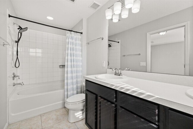 Building Photo - 7435 Ripplepointe Way