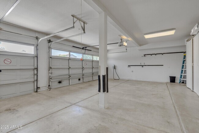 Building Photo - 18850 N 92nd Way