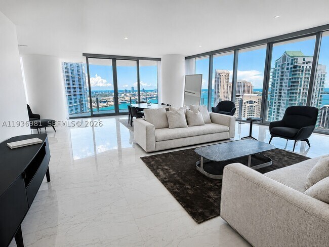 Building Photo - 300 Biscayne Blvd