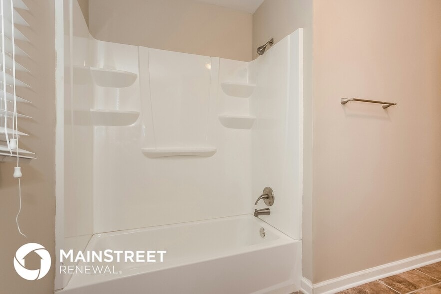 Building Photo - 1354 Pendley Dr