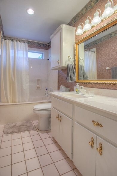 Building Photo - 134 Waters Edge