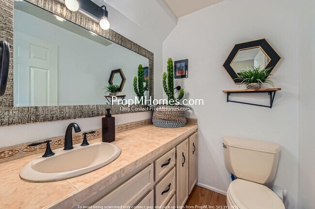 Building Photo - Charming Four Bedroom Home in Rockcreek!