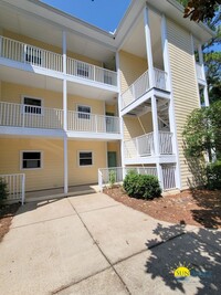 Building Photo - Renovated 2 Bedroom Condo in Sandestin!