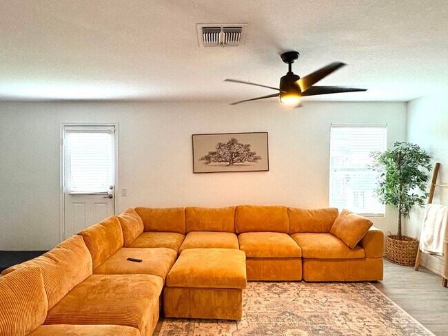 Building Photo - 4011 Imogene Ivy