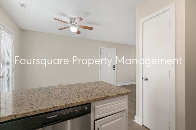 Building Photo - Comfortable 3-Bedroom Multi-Family Home with Open Floor Plan, Hard-Surface Flooring & Private Par...