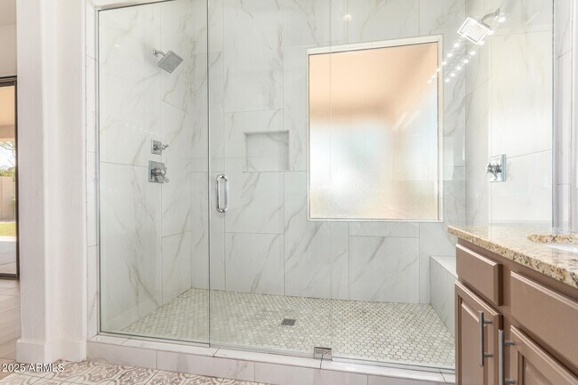 Building Photo - 7701 E Buteo Dr