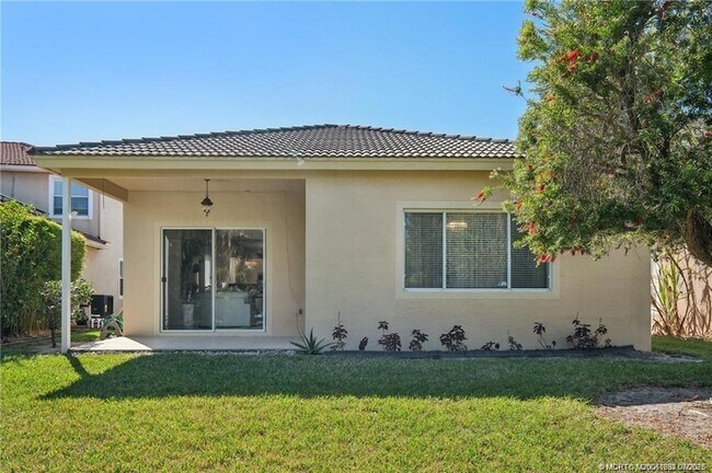 Building Photo - 3796 NW Deer Oak Dr