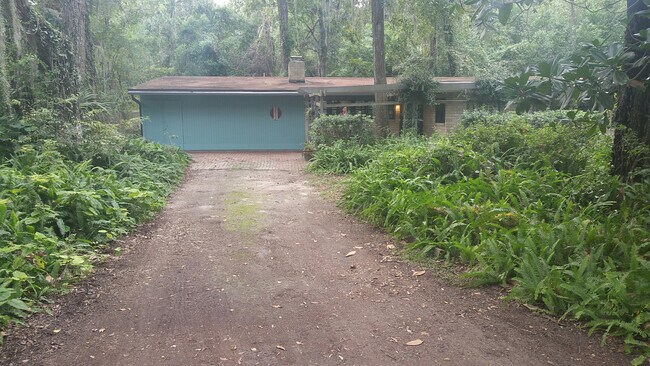Ample parking for cars, RV, boat - 3812 SW 15th St