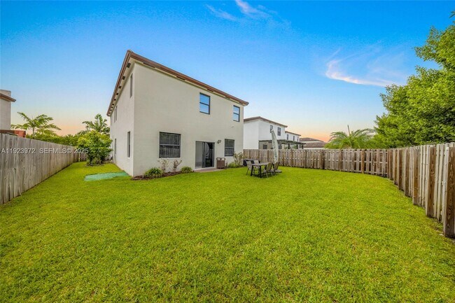 Building Photo - 268 NE 210th Way