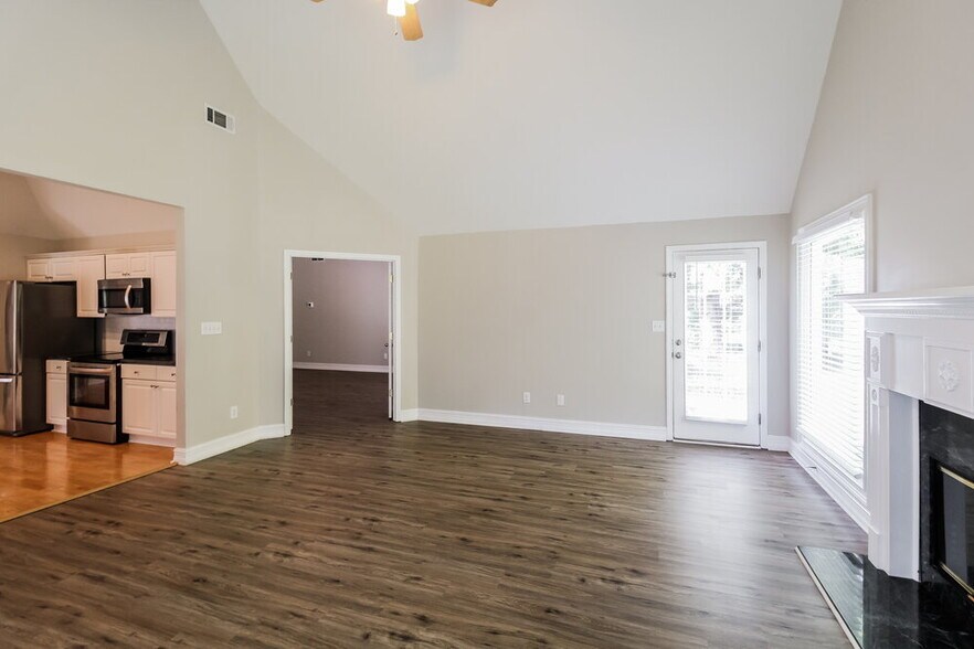 Building Photo - 655 Timber Ives Dr
