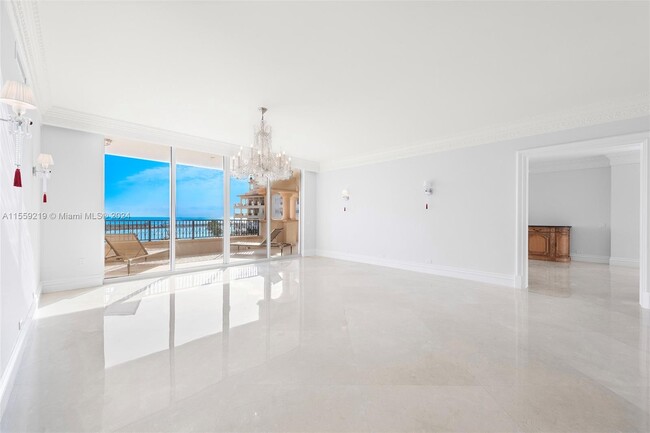 Building Photo - 7154 Fisher Island Dr