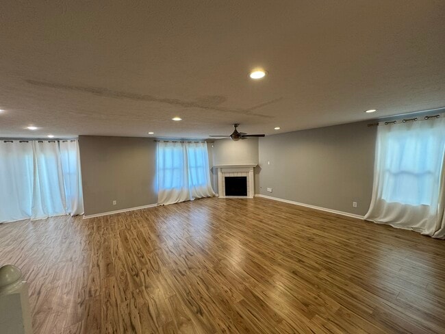 Building Photo - 15031 Tiki Trail