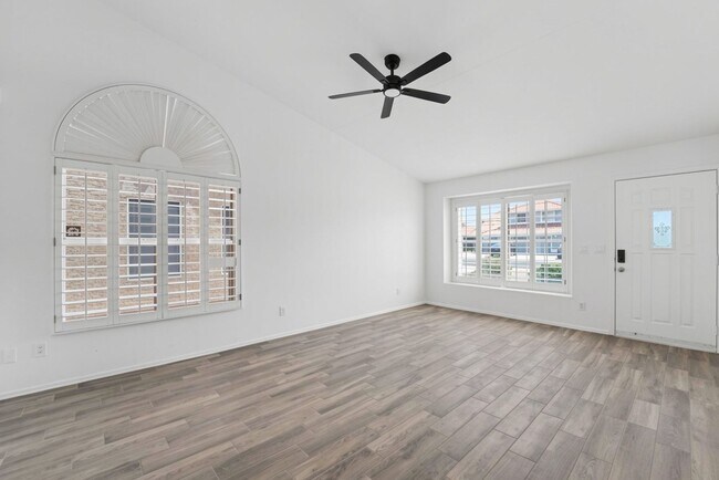 Building Photo - 7842 W Boca Raton Rd