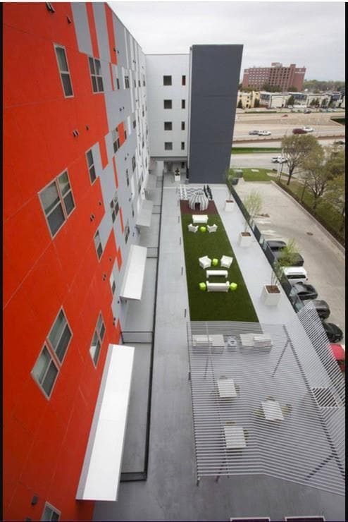 Building Photo - 12777 Merit Dr