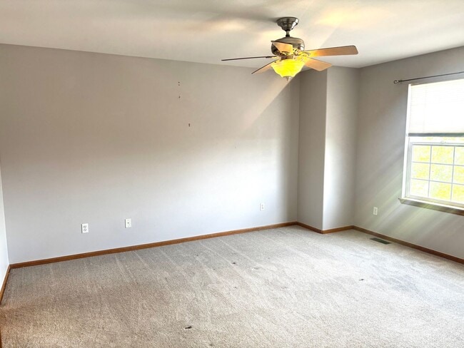 Building Photo - For Rent in Excellent Neighborhood! 80130