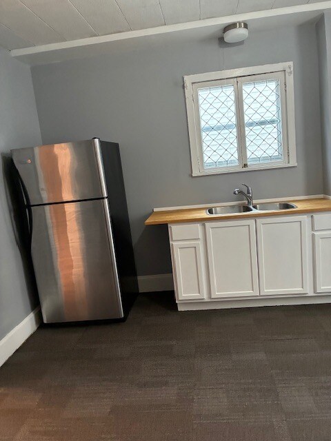 Building Photo - 1046 E Gorham St