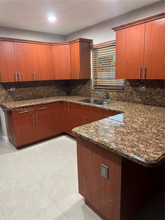 Building Photo - 10805 SW 165th Terrace