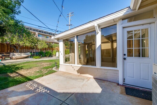 Building Photo - Turnkey Home with Natural Light & Upgrades...