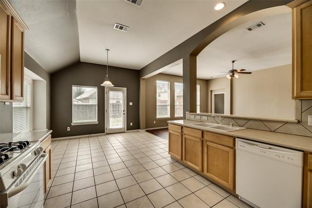 Building Photo - 3209 Bloomfield Trail
